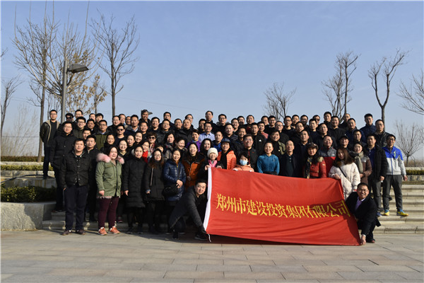 (й)HTHٷվ֯չӭԪ Сףĸ￪40ְ߻