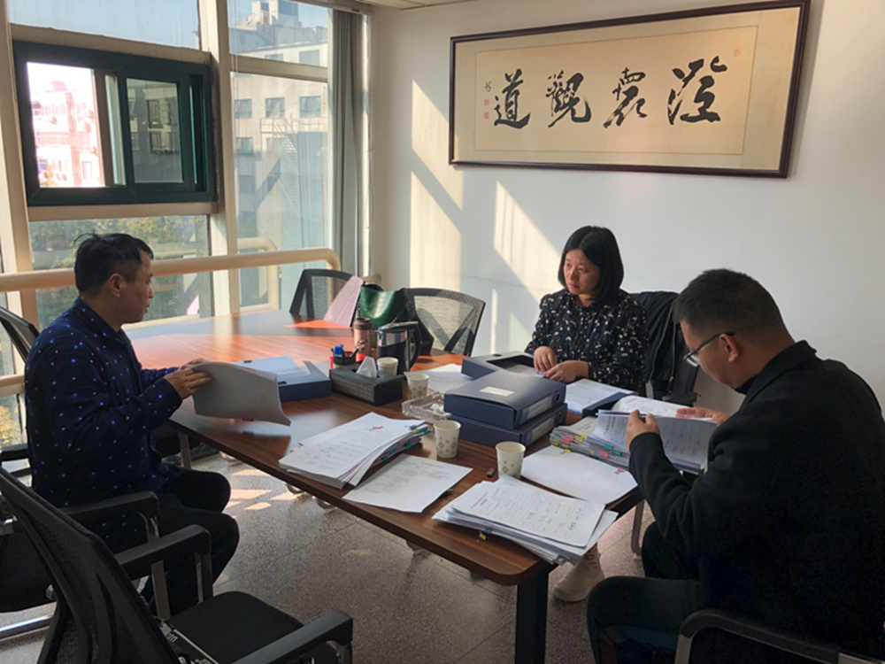 (й)HTHٷվ»Ὺչͬලͨ